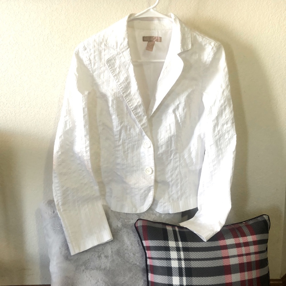 Women’s White Dressy Blazer Jacket